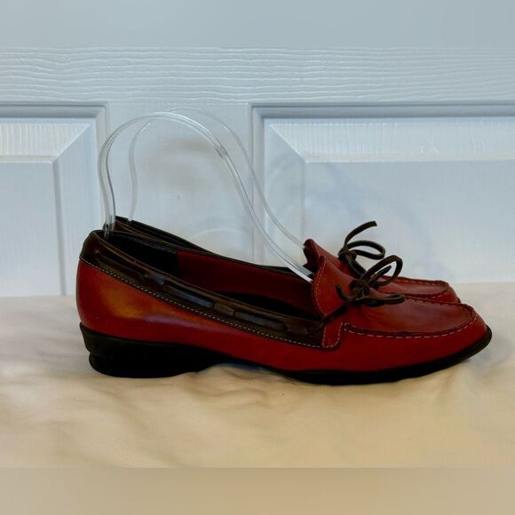 Munro American Women’s Loafers‎ Flats Shoes Red w Brown Edging Casual Size 7 - Picture 4 of 9